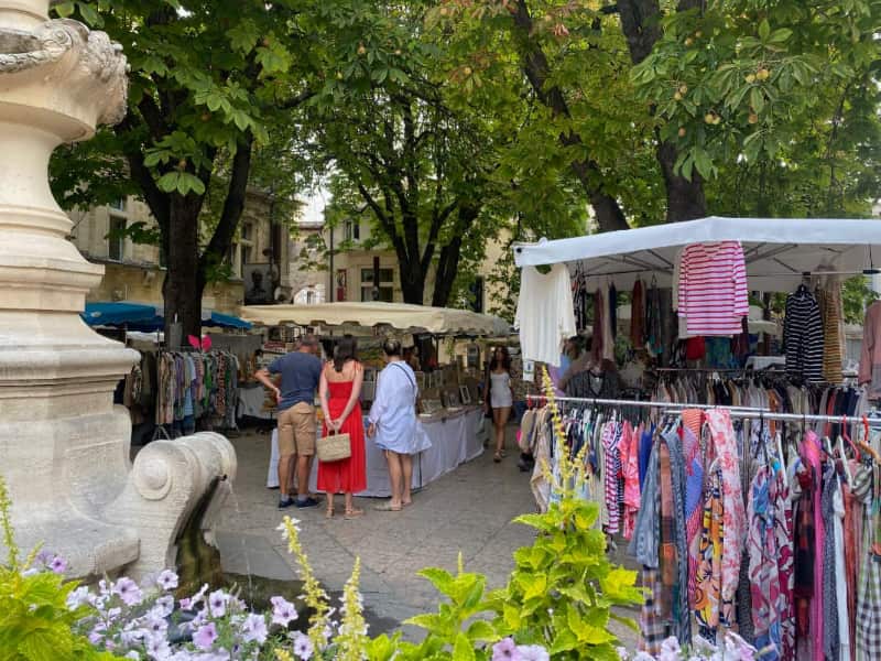 elfs een ervaren Frankrijkganger zoals ik maakt fouten die soms g&ecirc;nant zijn maar ook vervelend kunnen zijn. Toen ik onlangs languit onder een plataan in de Provence lag schoten er mij een paar te binnen. Ik schreef ze meteen op en maakt er dit blog over zodat jij ze in elk geval niet maakt...