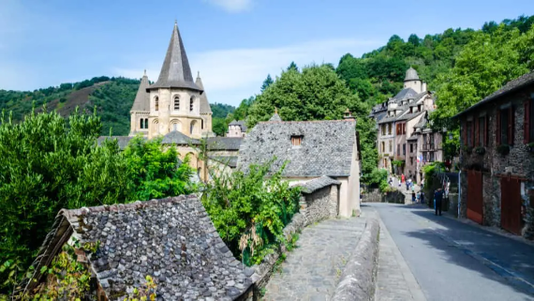 Roadtrip Aveyron: Conques, Estaing & Espalion